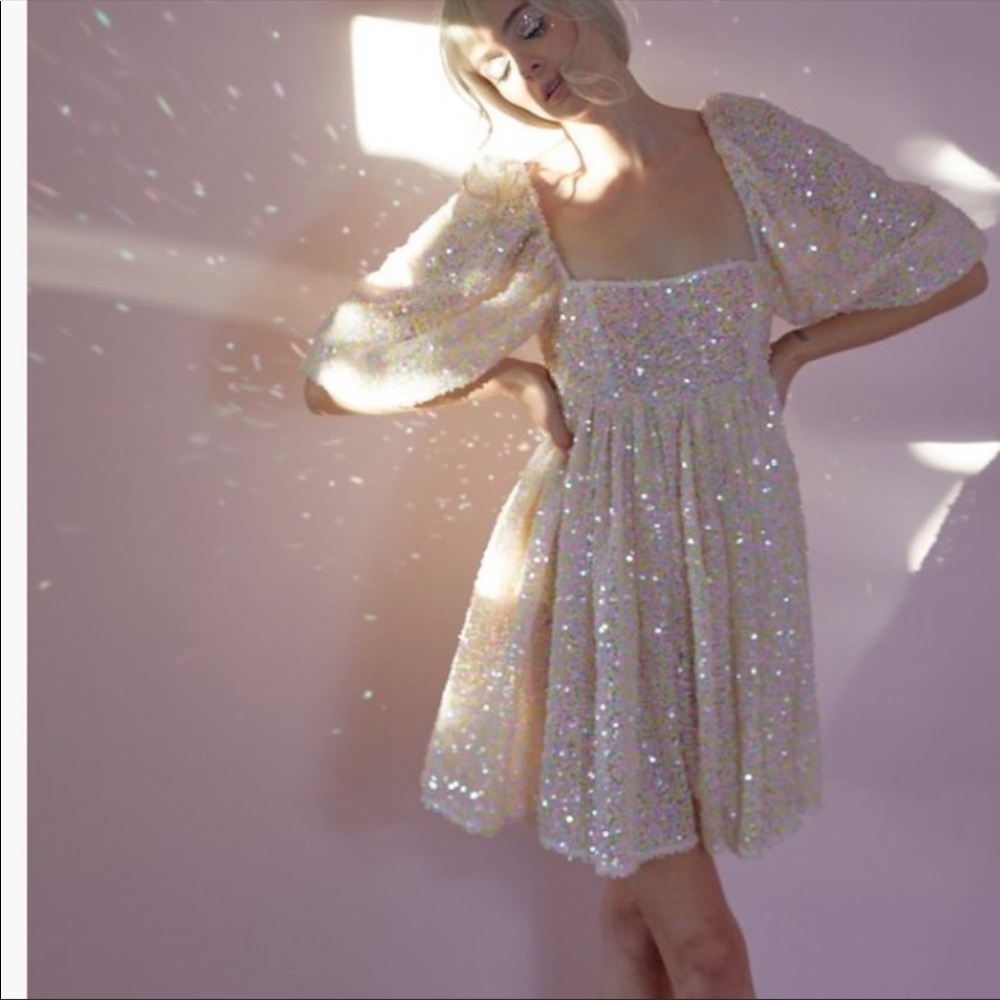 RARE🌈Selkie Rainbow Sequin Puff 2021 holiday